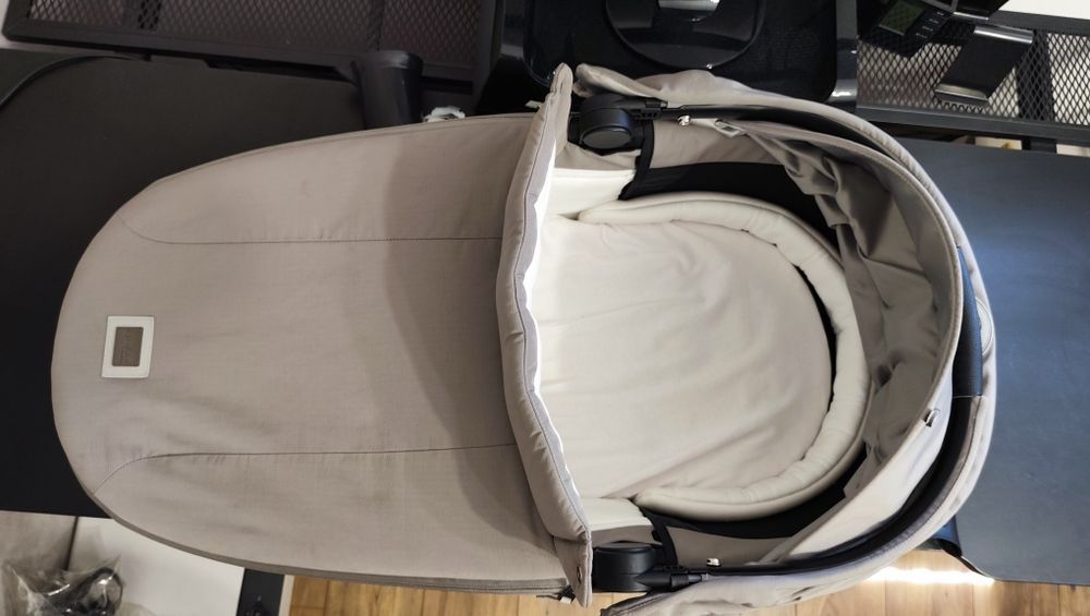 Gondola Cybex Carry Cot Lux Priam 4.0 Soho Grey