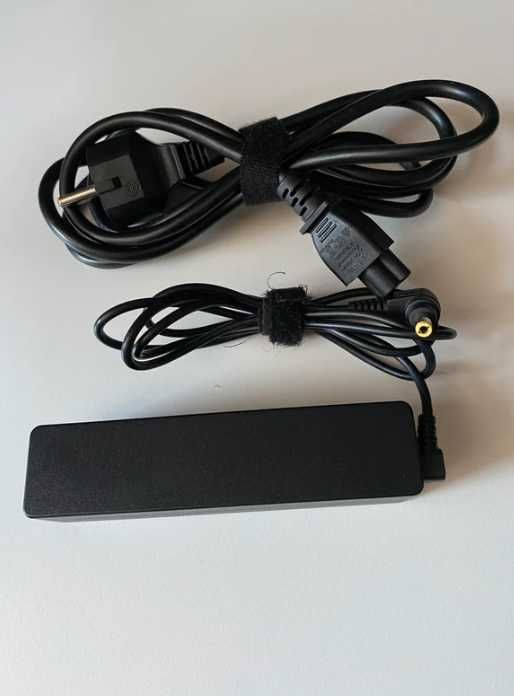 Zasilacz Fujitsu limited 65w