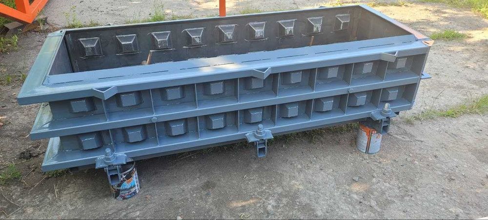 Металоформа, лего-форми з металу, для бетонних блоків, металеві форми