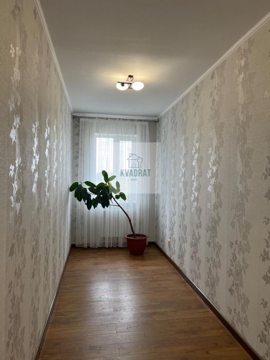 Продам готовий будинок з альтанкою, гаражем і великим плодовим садом
