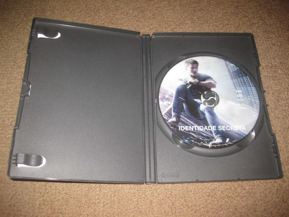 DVD "Identidade Secreta" com Taylor Lautner