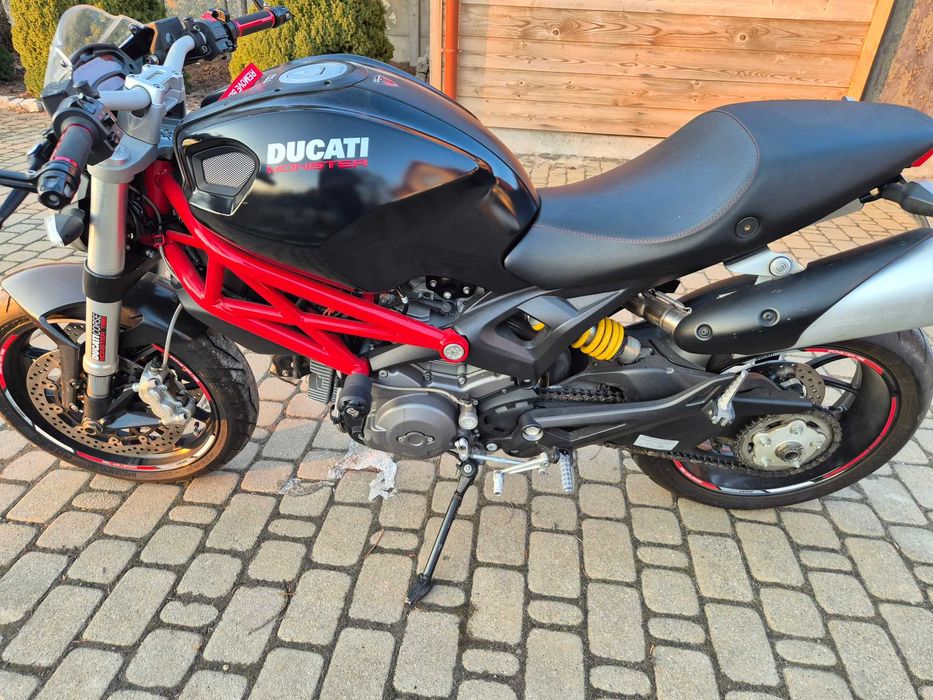 Ducati Monster 796 r. 2011, przebieg 8875