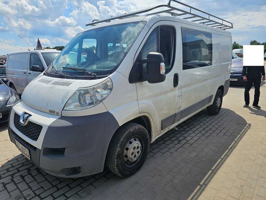 Peugeot Boxer 2011 rok 3.0 diesel 158KM /6-OS/ ŁAD. 1275 KG / OPŁ.AKT.