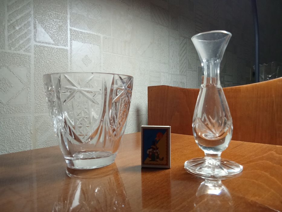Вази кришталеві маленькі