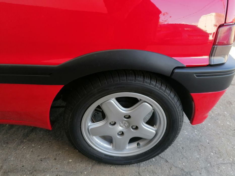 Vendo ou troco Peugeot 106 xsi por carro de 5 Lugares a  diesel