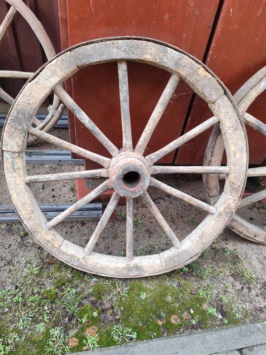Stuletnie koła zabytkowe
