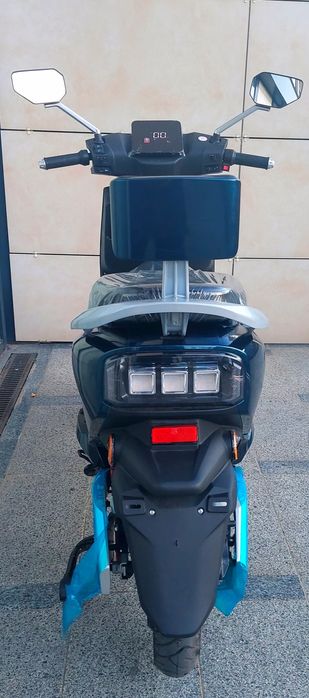 НОВЫЕ электро скутеры 2000 Ватт с батареей 28 а/ч!  VOLT MAX 2025 год!