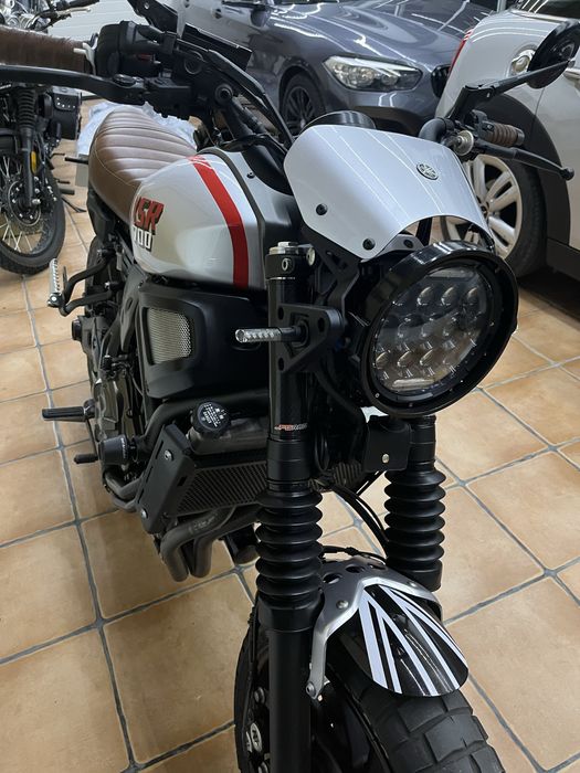 Yamaha xsr 700 35kw (livrete)