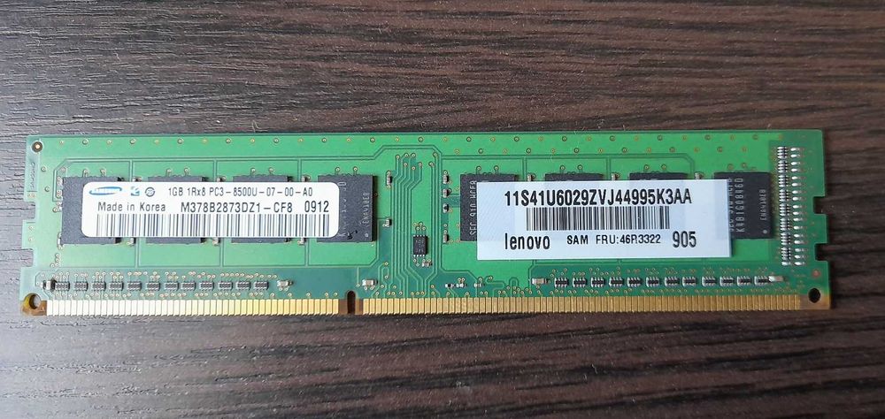 Плата оперативной памяти на 1 GB, DDR2