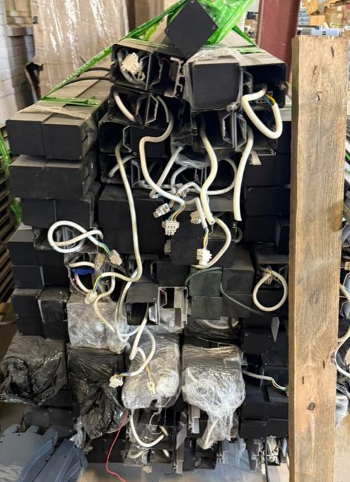 Светильники линейные светодиодные  AVA TECH LINE LED