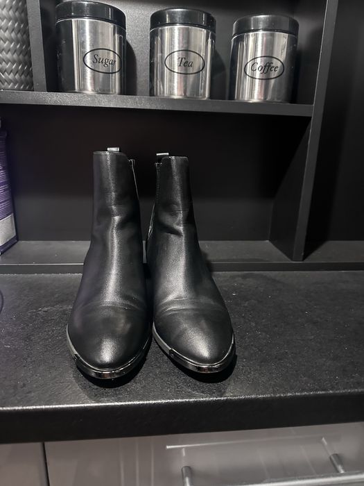 Козаки Bershka челси