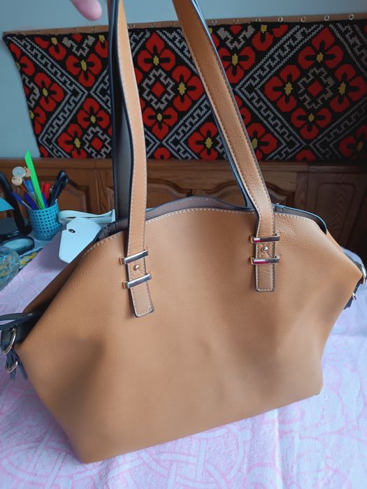 Сумка-шопер жіноча брендова