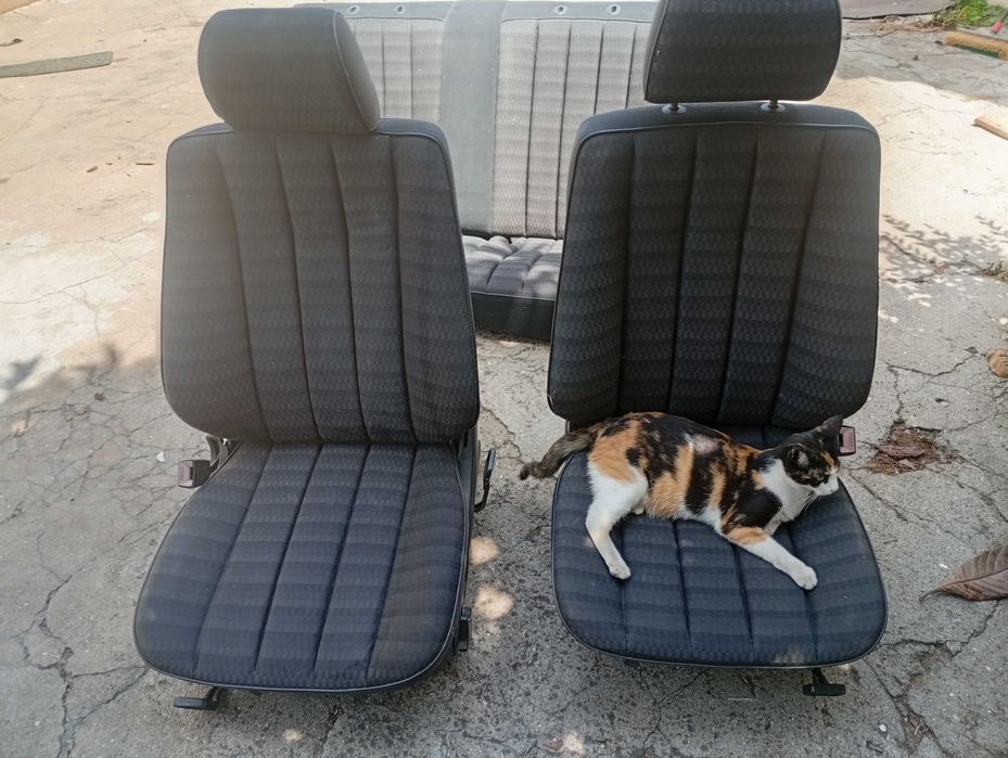 Mercedes 190 W201 - Conjunto bancos e quartelas