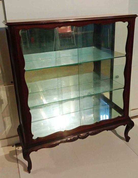 2 Cristaleiras modelo Luís xv