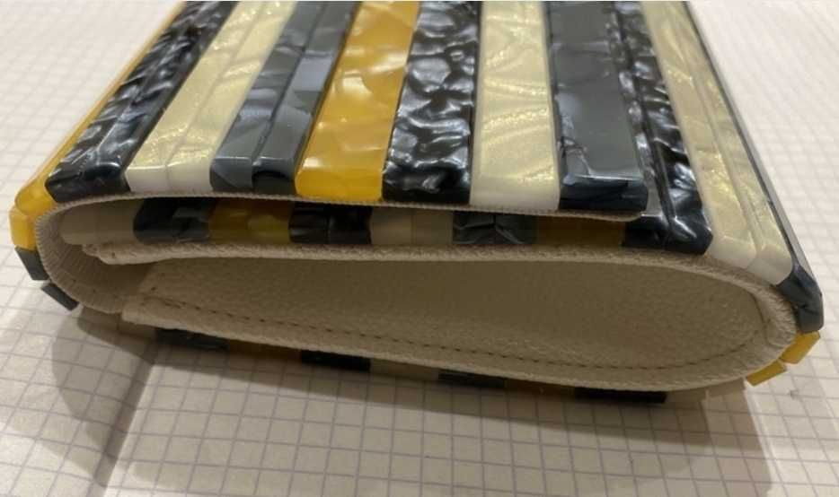 Клатч Kurt Geiger яскравий, вінтаж