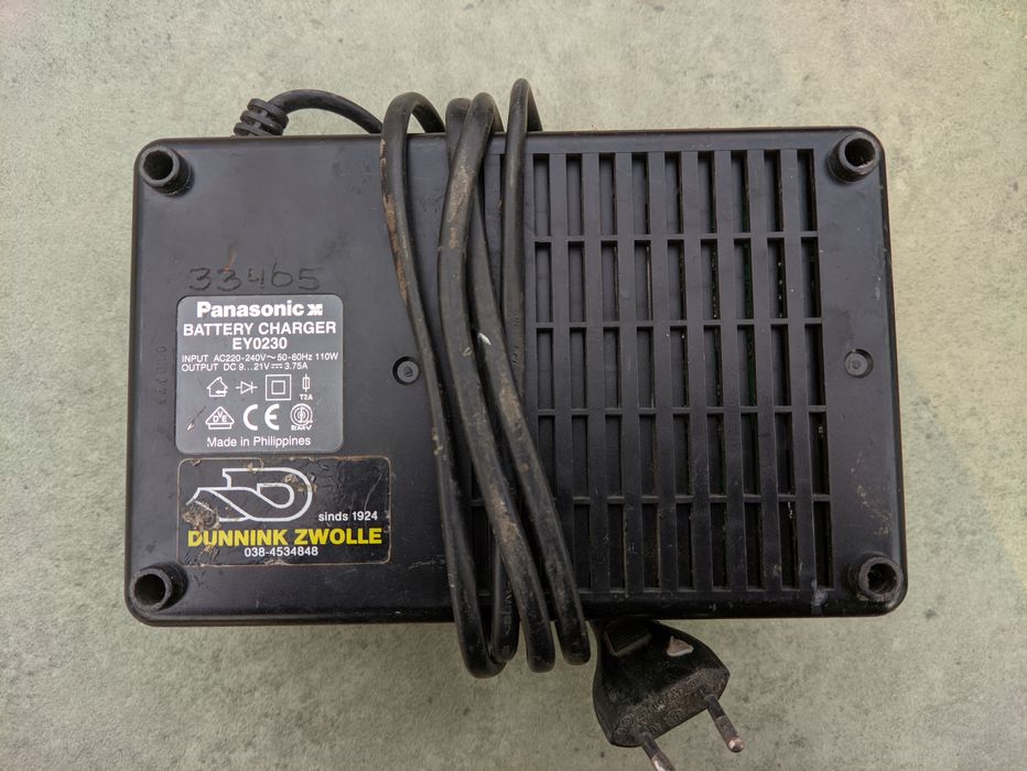 Ładowarka Panasonic EY0230 7,2 - 15,6V
