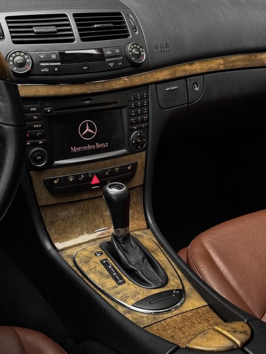 Продам Mercedes-Benz e320