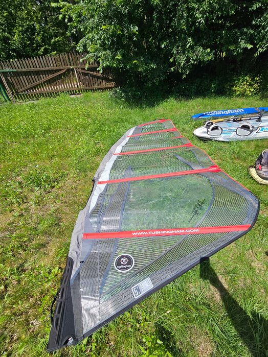 Kompletny zestaw deska windsurfing JP Australia 145 + żagiel 5.5 + bom