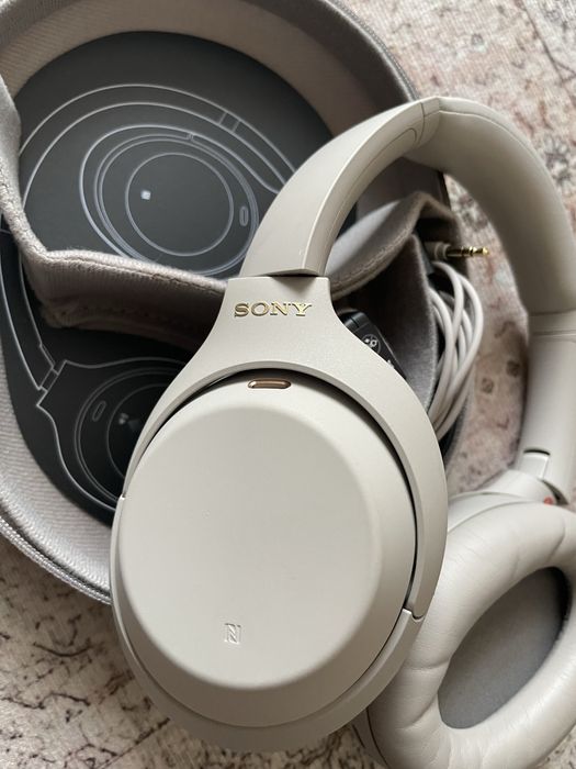Навушники Sony WH-1000XM4 як нові, опен бокс