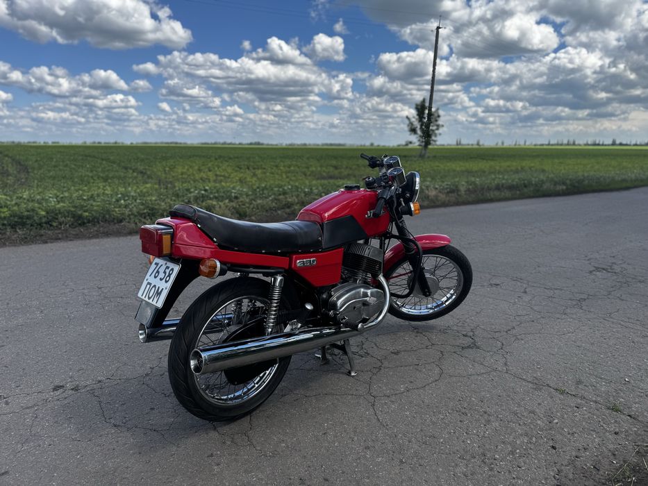 Продам Яву 350 (12в)