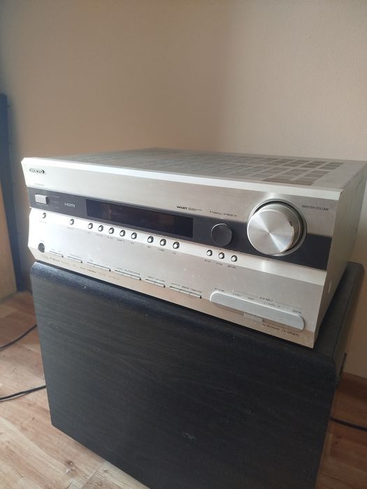 Amplituner Onkyo TX SR605