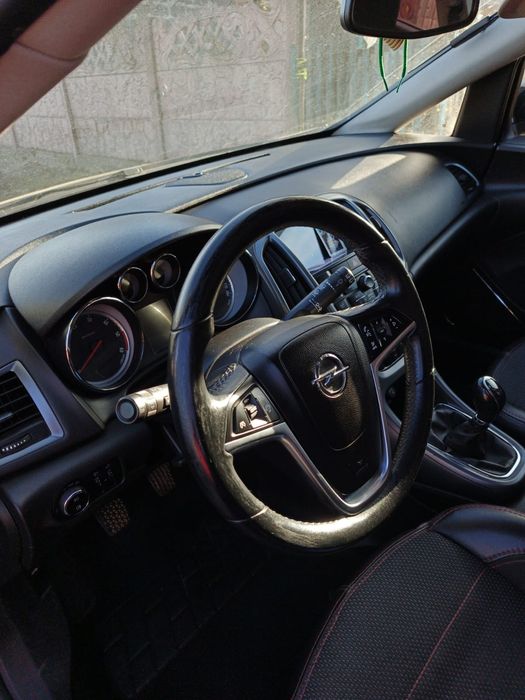 Opel Astra 1.7 diesel 2012