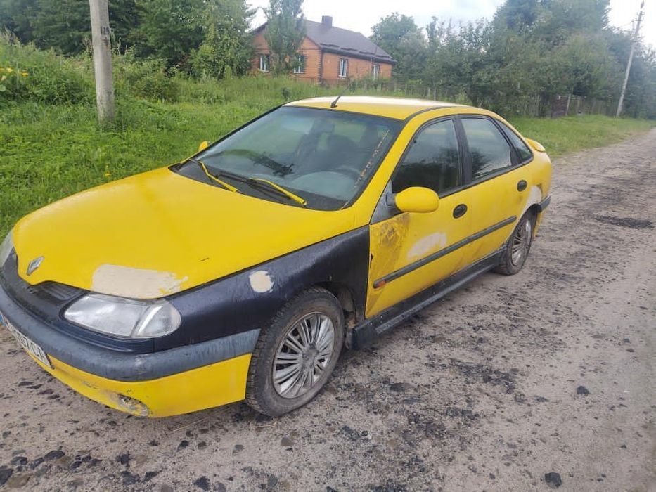 Renault Laguna ...