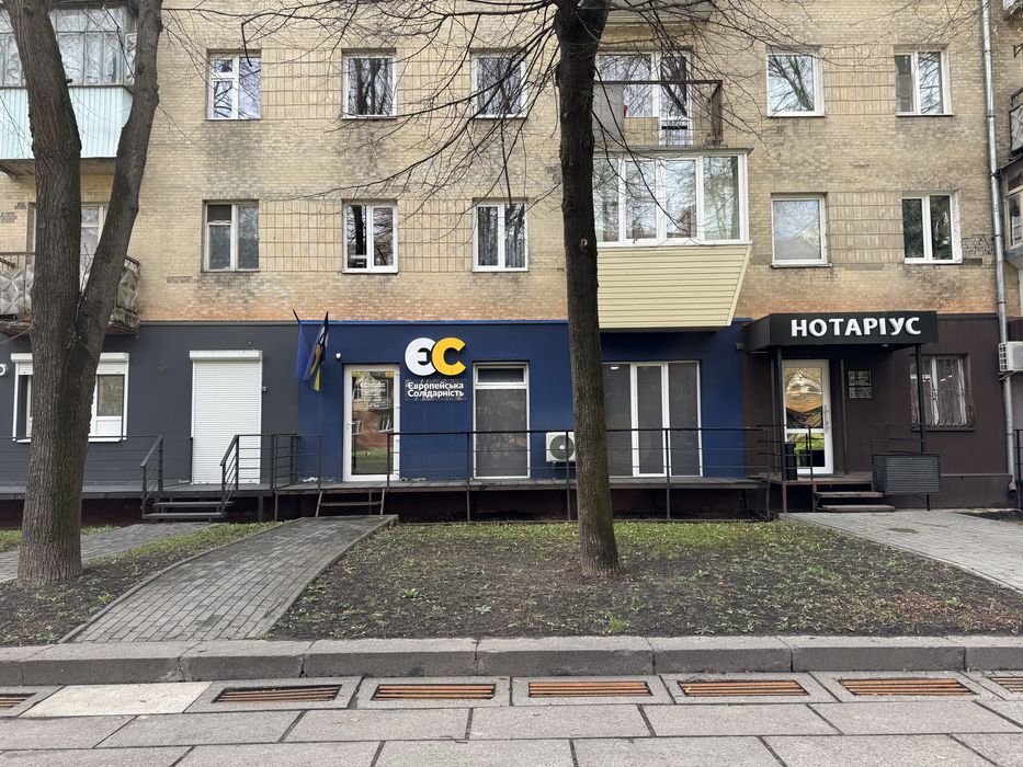 Приміщення у центрі без комісії