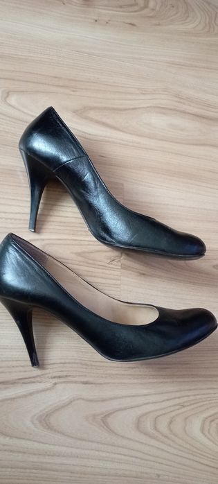 Buty na szpilce RYŁKO