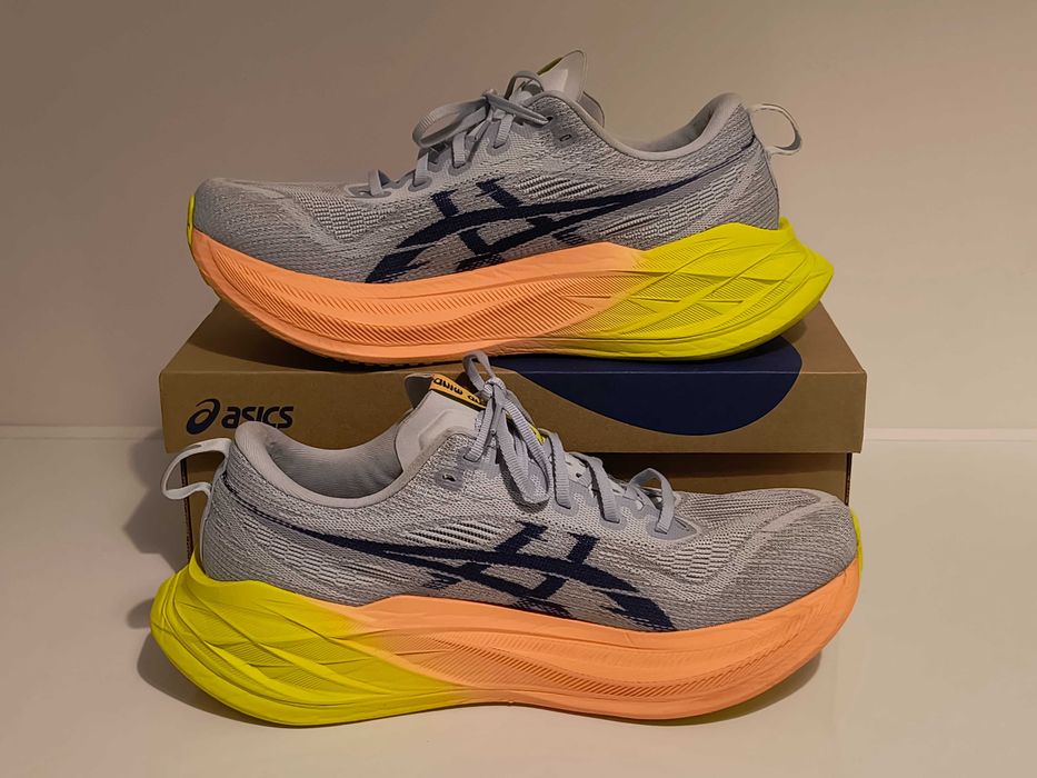 Buty Ascis Superblast 2 roz. 44 jak nowe