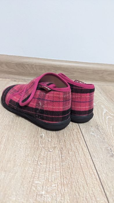 Продам туфлі для дівчинки