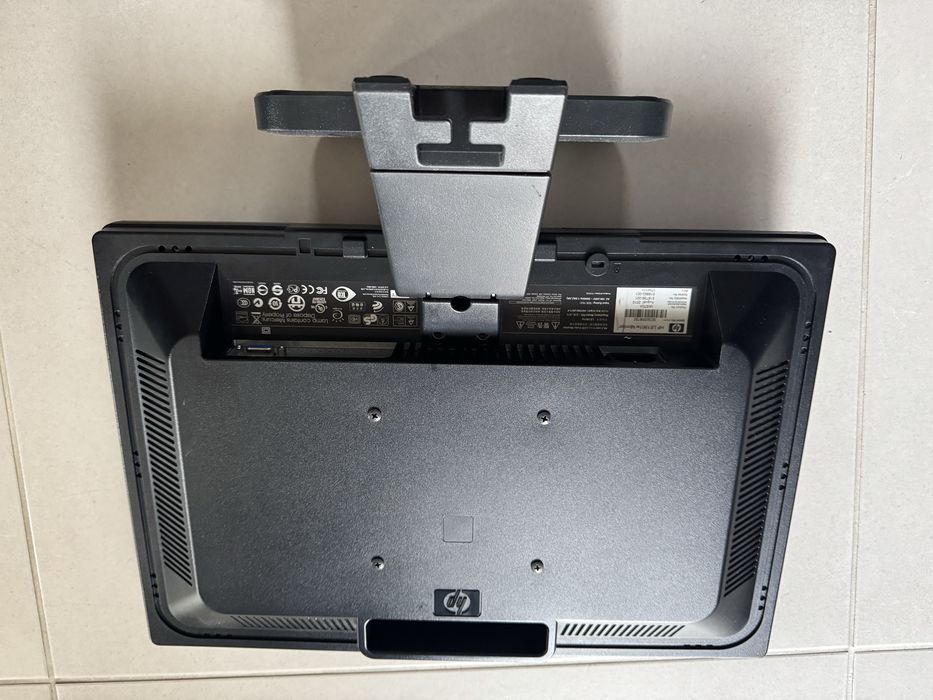 Monitor HP 19” barato