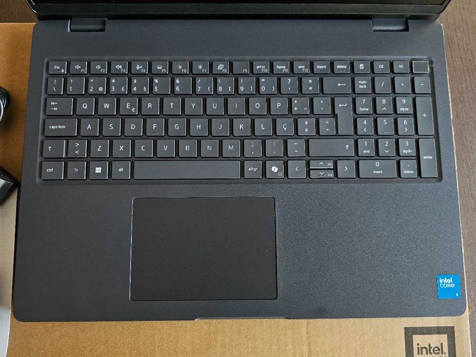 Dell Pro 16 (2026) | NOVO | 5 anos de garantia | Core 5 120U | 16GB DDR5 | 512GB NVMe