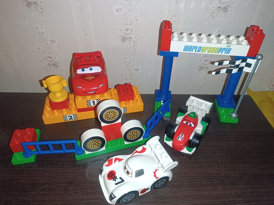 Лего дупло 5839 Тачки світовий гран прі
