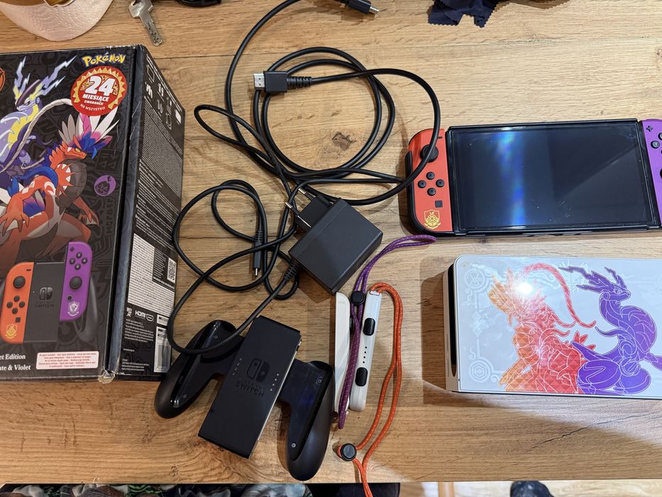 Konsola NINTENDO Switch OLED Edycja Pokemon- Obudowa+ Szkło+ GRATIS!!