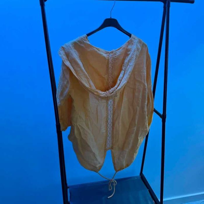 Casaco / Quimono Amarelo com Capuz e Renda Miss Miss – Made in Italy - Tam. Único