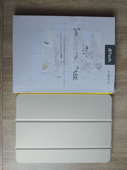 Śliczne etui z klapką do iPada Air 5/4