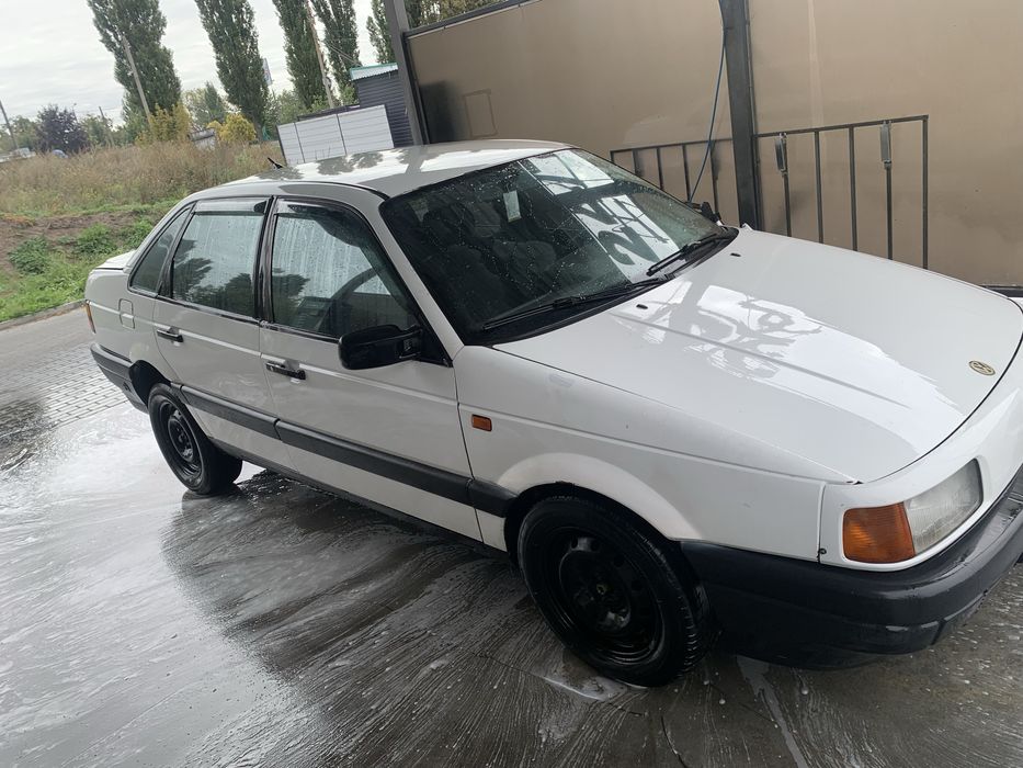Passat B3 1989 года 1.6 бензин