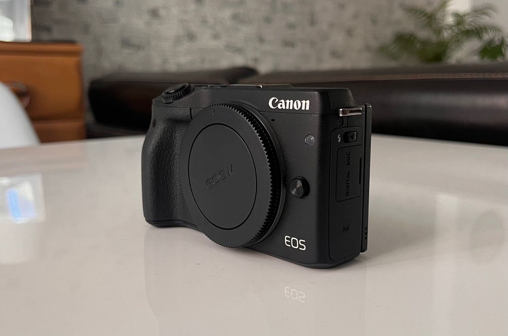 Canon EOS M3 dobry stan + 4 Obiektywy [Niedostępny od 20.12 do 14.01]
