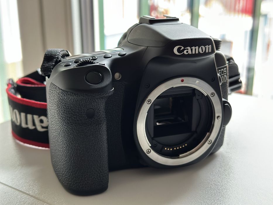 Canon 70D пробіг 30тис кадрів. Стан нового. Без дефектів.