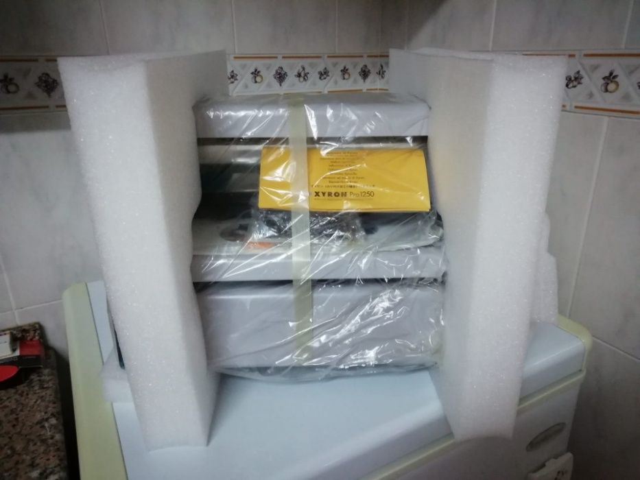 Maquina Espectacular Adhesive Appliction Xyron Pro 1250 Nova Embalada
