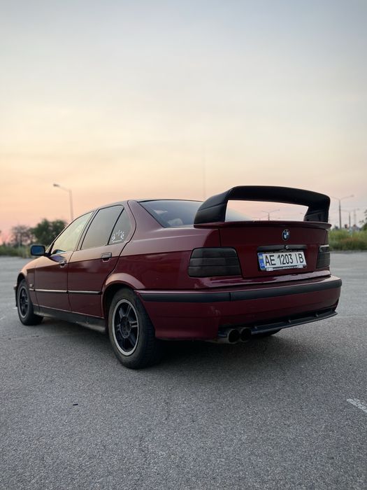 Bmw e36 1.8 бензин