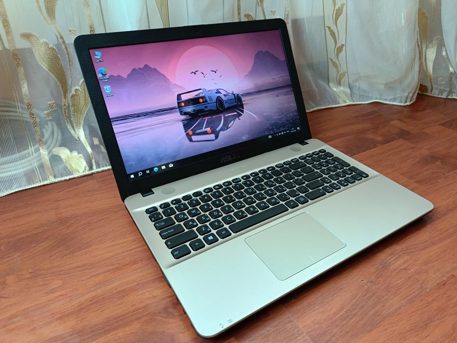 Сучасний Asus VivoBook Max2023 стан нового