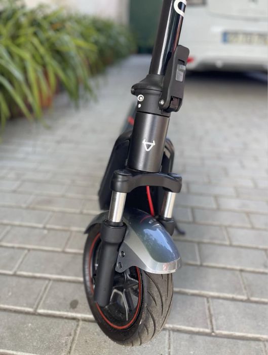 Trotinete Elétrica NIU KQI 300X