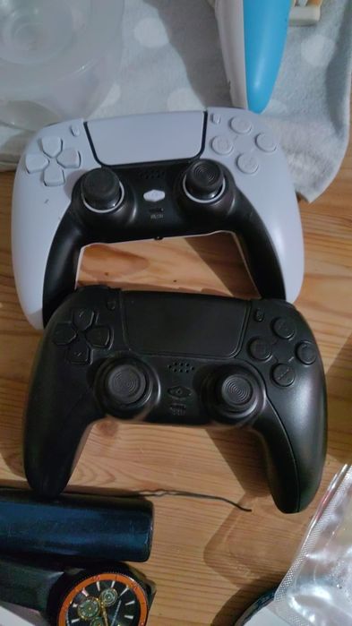 2 pady na Bluetooth albo kabel