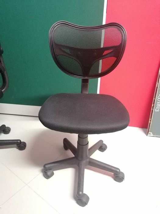 Conjunto 4 cadeiras de Escritório Giratórias