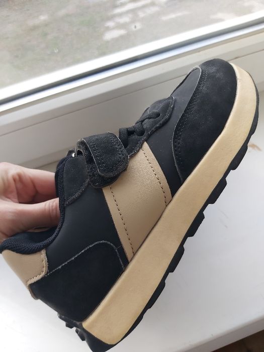 Кросівки осінь не утеплені