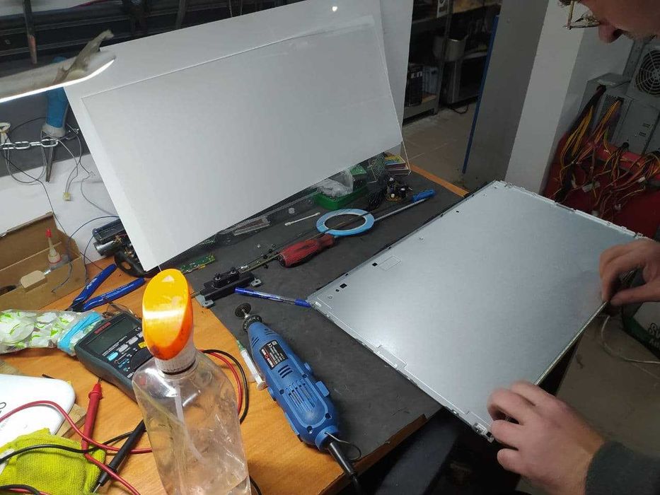 Ремонт телефонов в Одессе на пос.Кот. iPhone Meizu Xiaomi др...