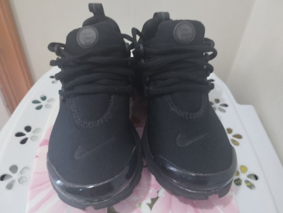 Продам кросівки Nike