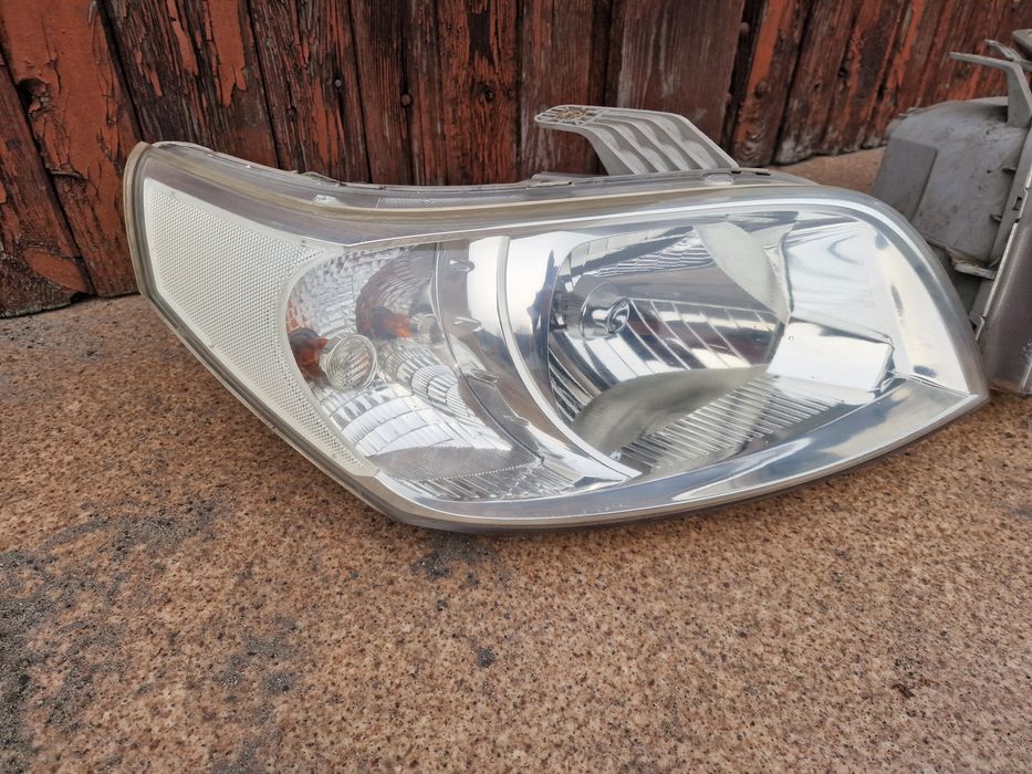 Lampy przód chevrolet t250 aveo lift europa komplet